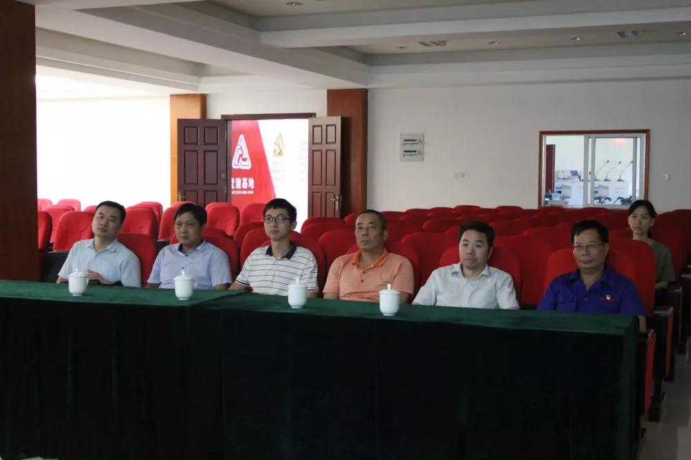 vsport(有限公司)官方网站 - 成功因您更杰出